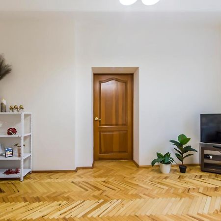 Затишна Квартира На Майдані Незалежності Κίεβο Εξωτερικό φωτογραφία